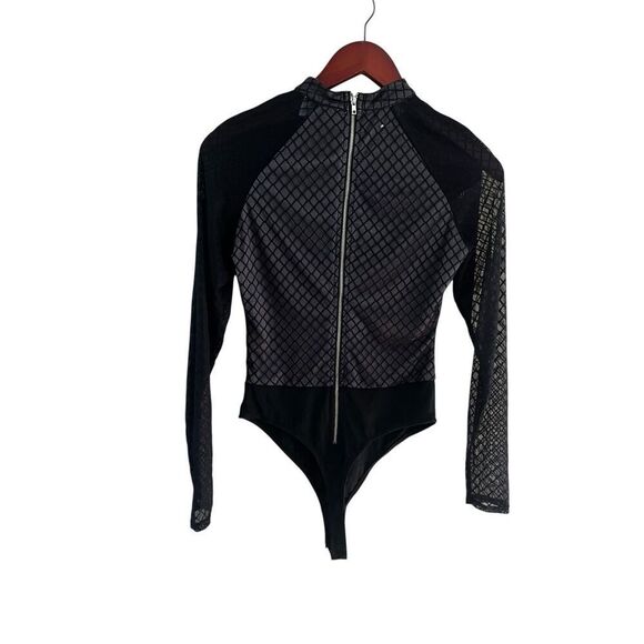 Latiste by Amy Small black mesh floral flower embroidered bodysuit long sleeve - Picture 2 of 5